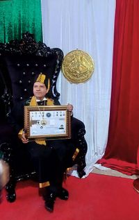 Doctor Honoris Causa - Oscar de la Torre